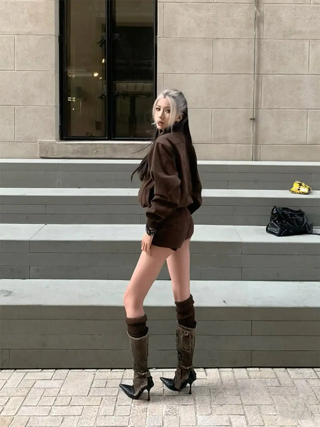 SISTER CURIE | Vintage Distressed Pointed-Toe Boots
