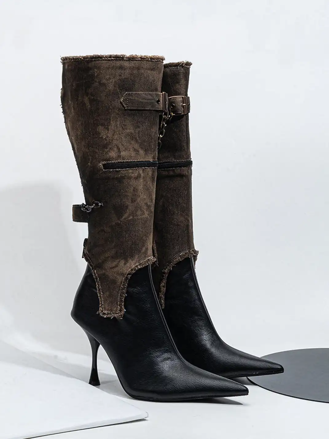 SISTER CURIE | Vintage Distressed Pointed-Toe Boots