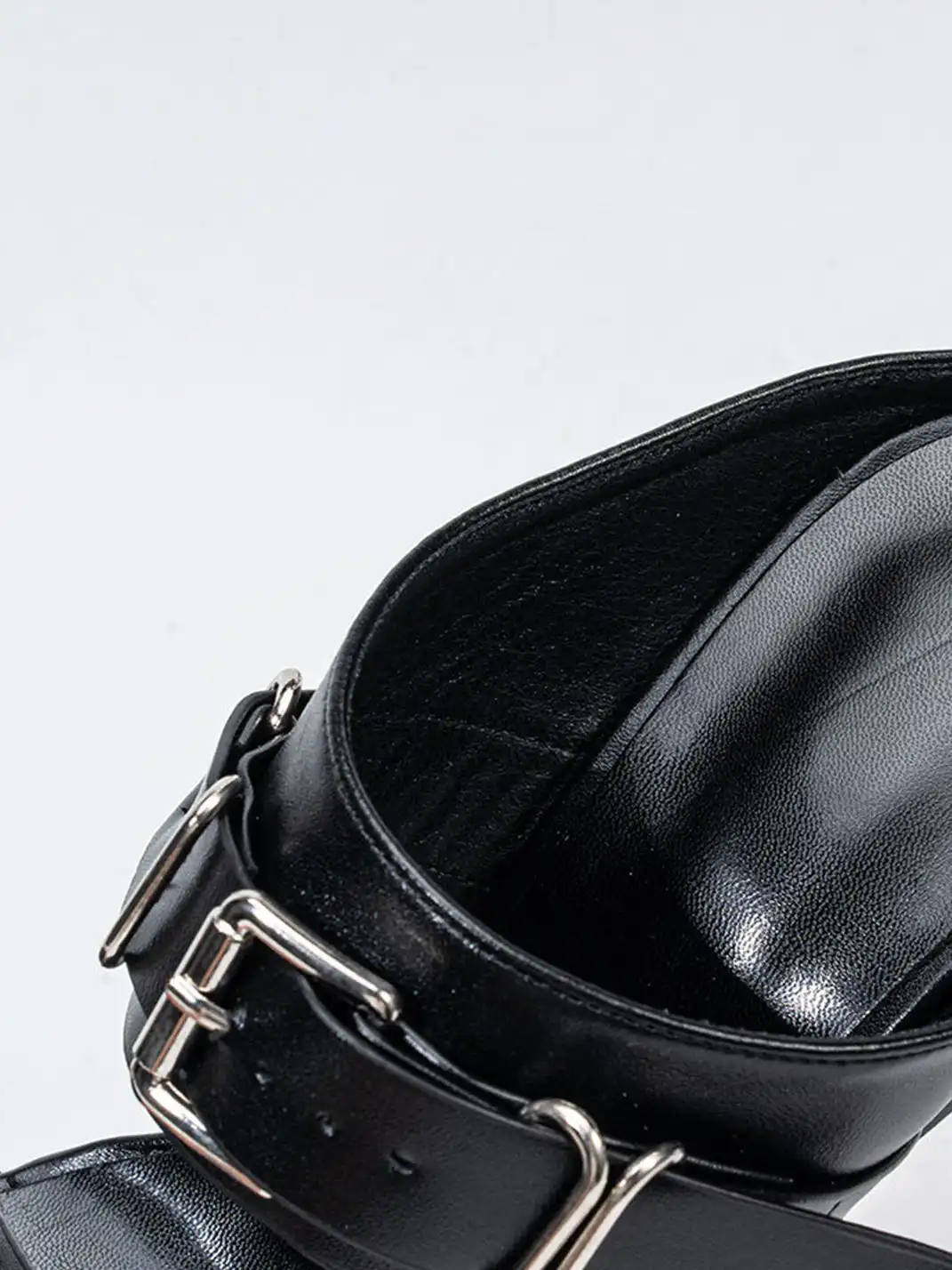 SISTER CURIE | Pointed-Toe Buckle Wedge Sandals