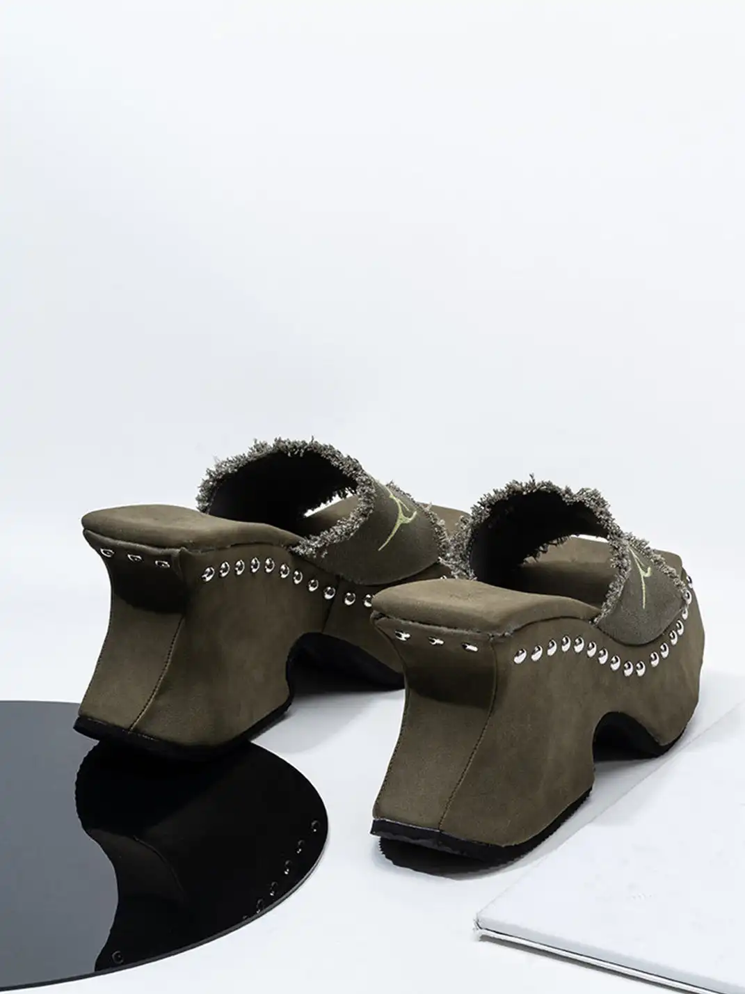 SISTER CURIE | Raw-Edged Embroidered Platform Sandals