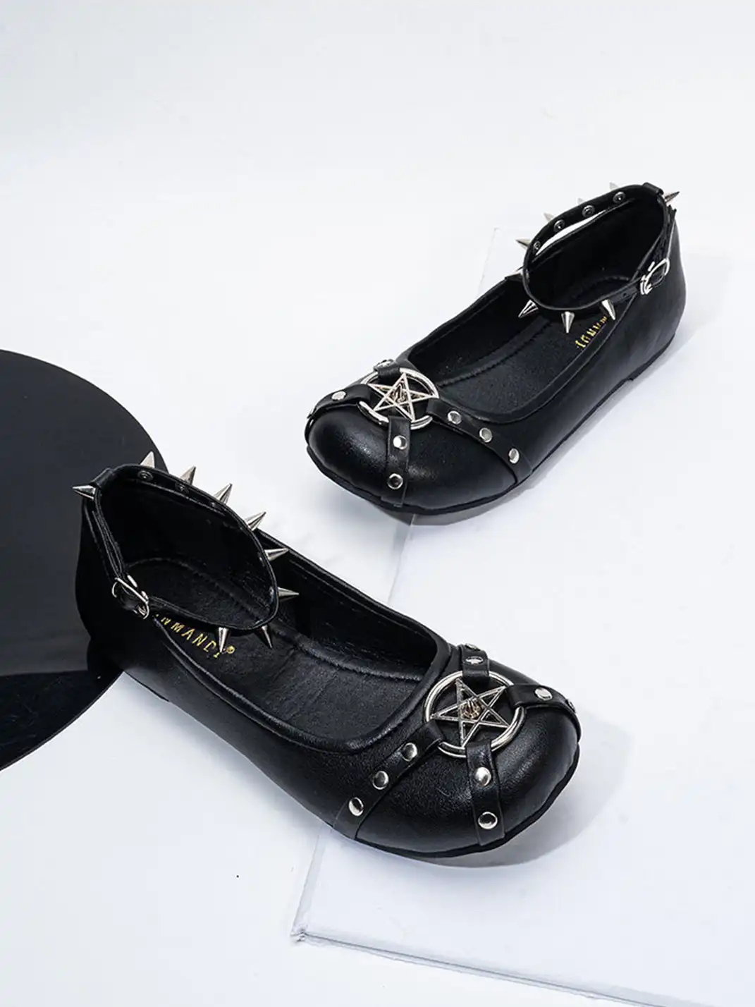 SISTER CURIE | Punk-Style Studded Flats