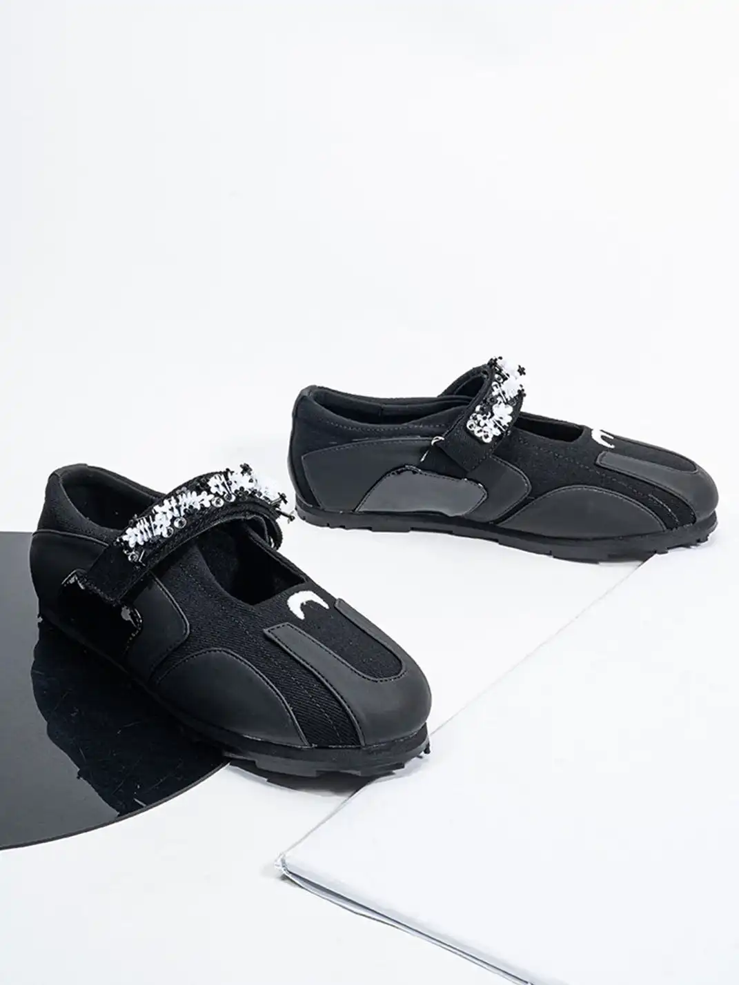 SISTER CURIE | Velcro Beaded Ballet Shoes