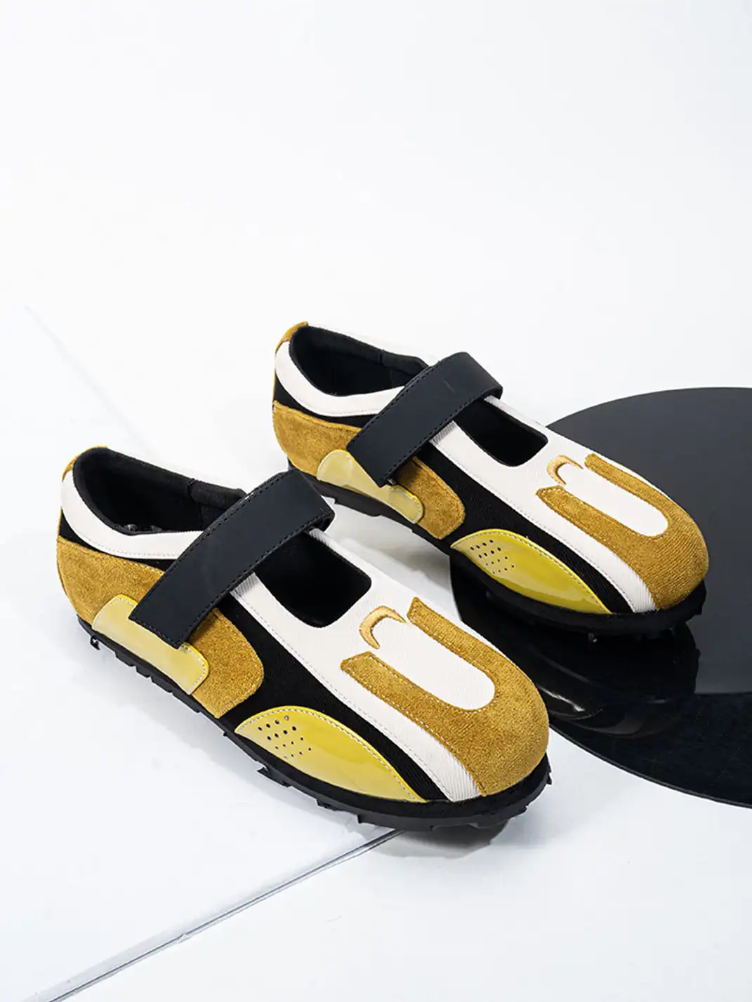 SISTER CURIE | Velcro Beaded Ballet Shoes
