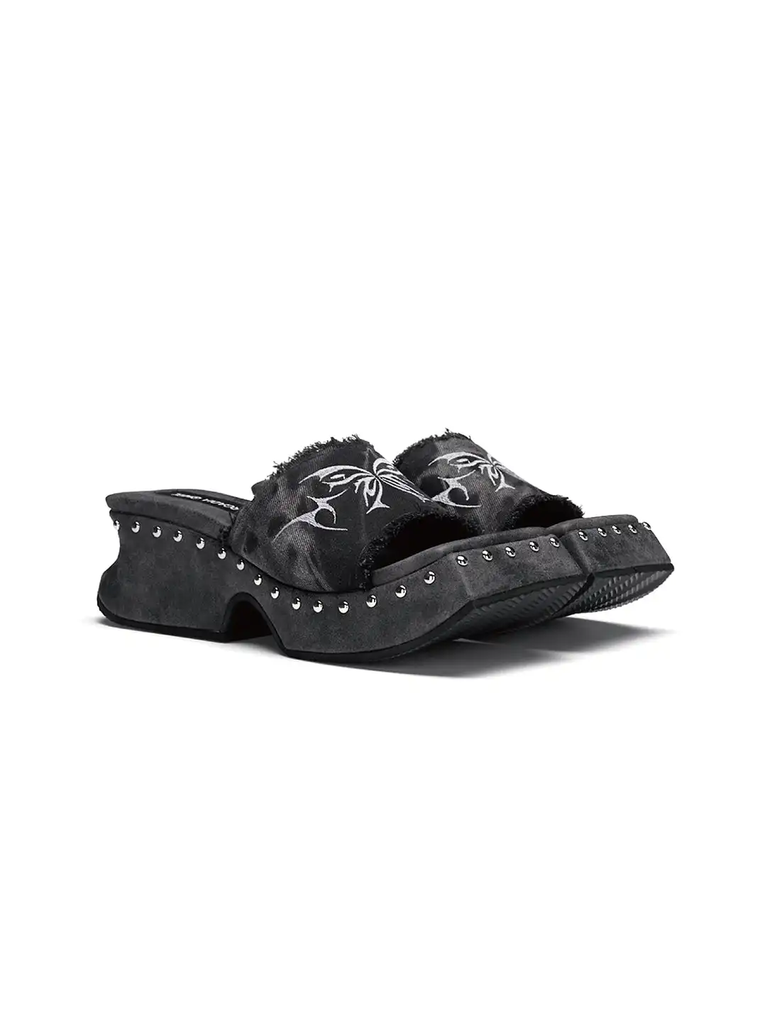 Arcadiagyal | Frayed Butterfly Sandals