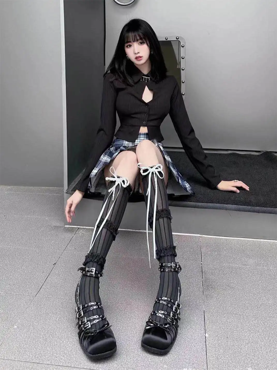 UBORYA | Strappy square-toe chunky heel Mary Jane shoes