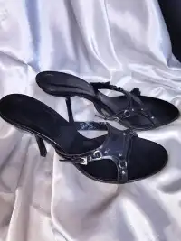9HAO | Open-Toe Cross-Strap High-Heeled Sandals