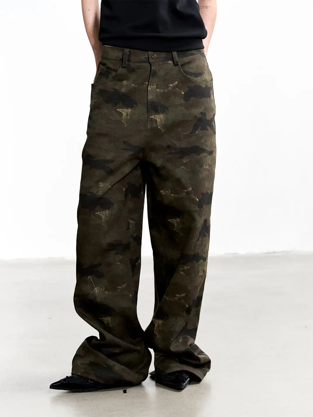 Razorr | Camouflage Wide-Leg Jeans