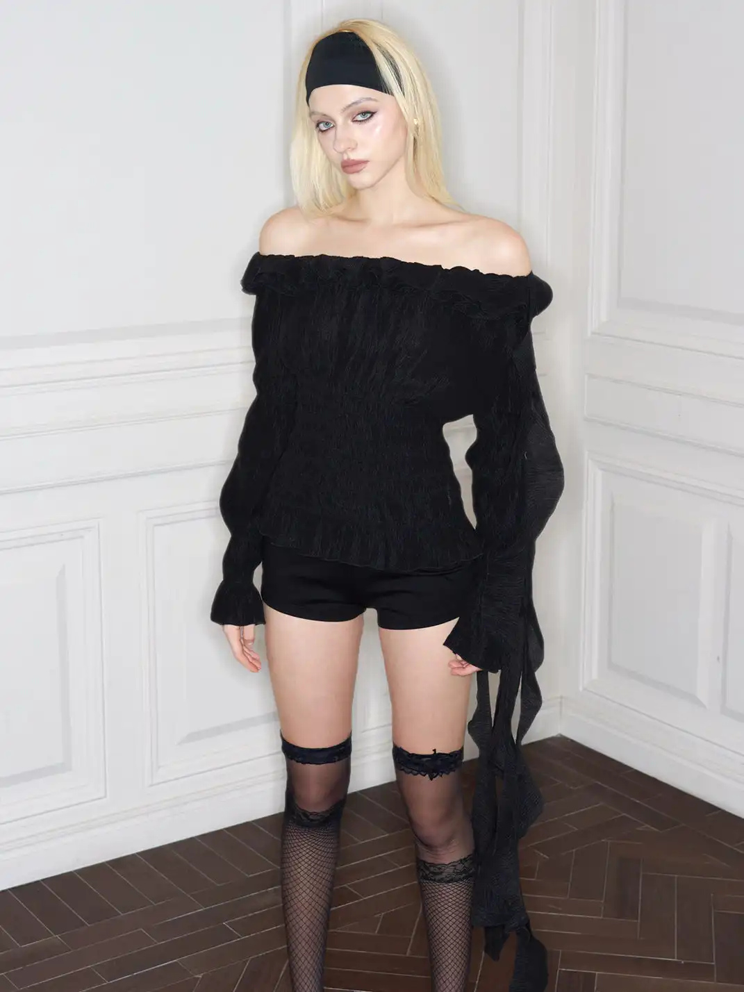 Razorr | Tencel Handmade Pleated Lace Ribbon Top