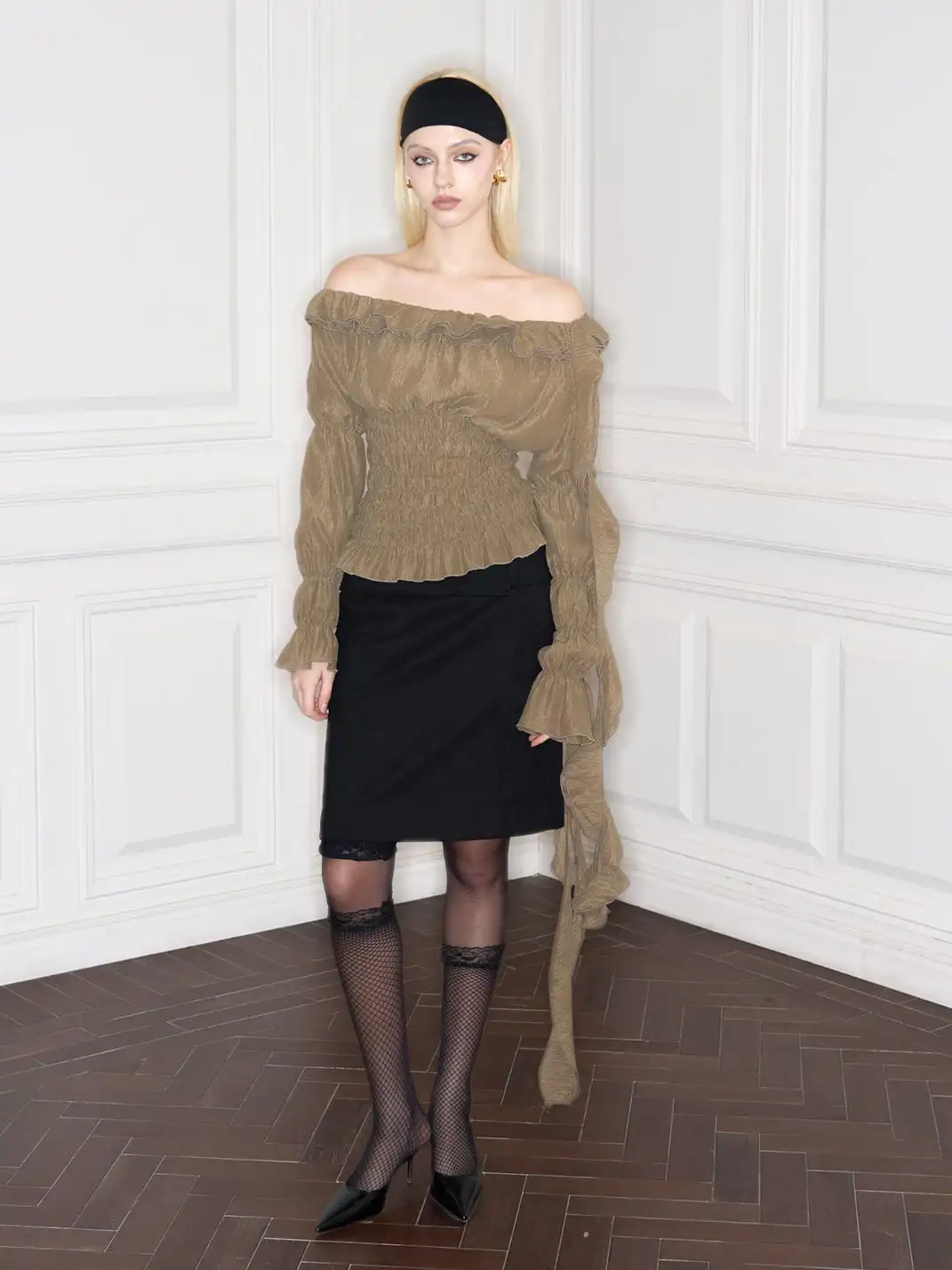 Razorr | Tencel Handmade Pleated Lace Ribbon Top
