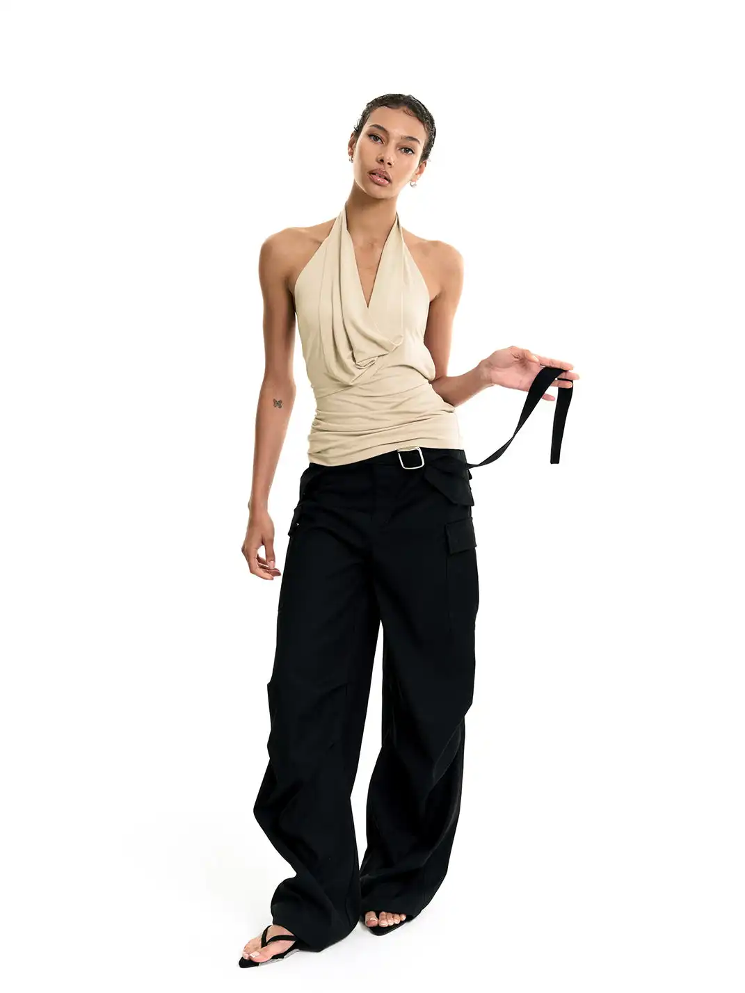 Razorr | Deep V-Neck Backless Halter Top