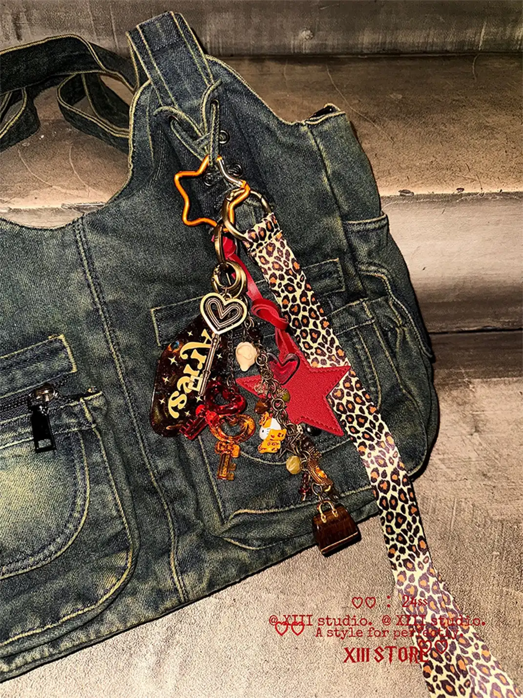 XIII STORE | Five-Pointed Star Leopard Print Sweater Chain
