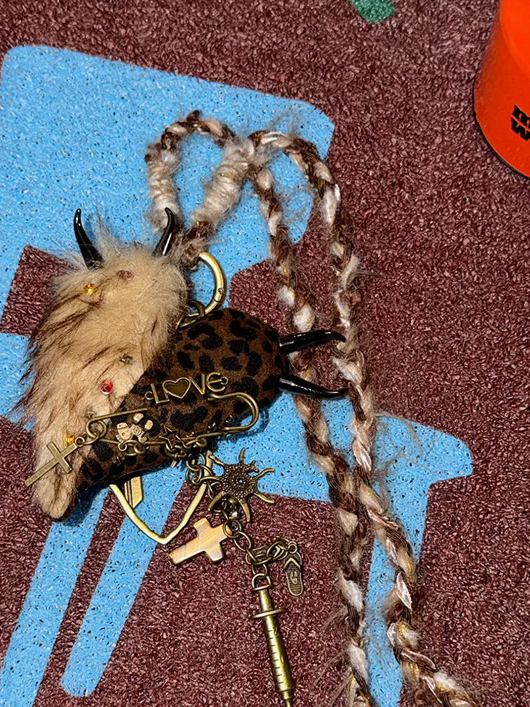 XIII STORE | Vintage Hand-Woven Leopard Print Pendant