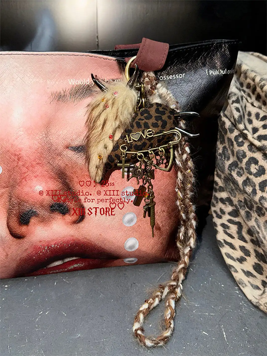 XIII STORE | Vintage Hand-Woven Leopard Print Pendant