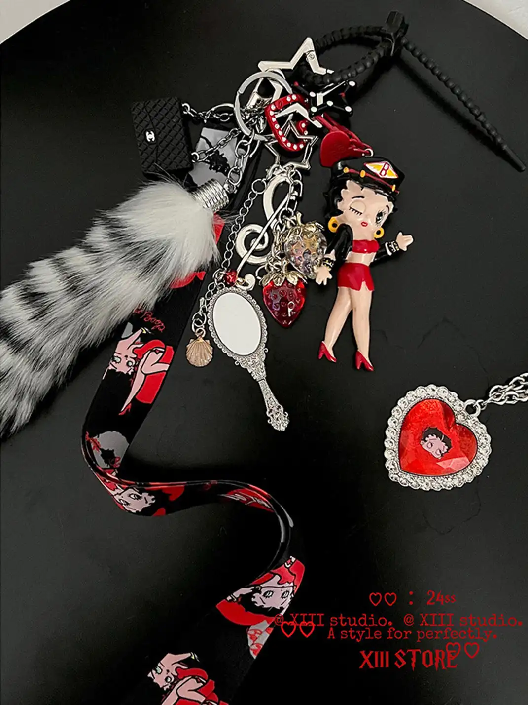 XIII STORE | Plush Betty Keychain