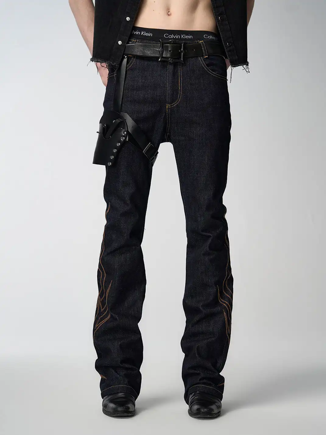 noEmosen | Totem Chain Embroidered Jeans