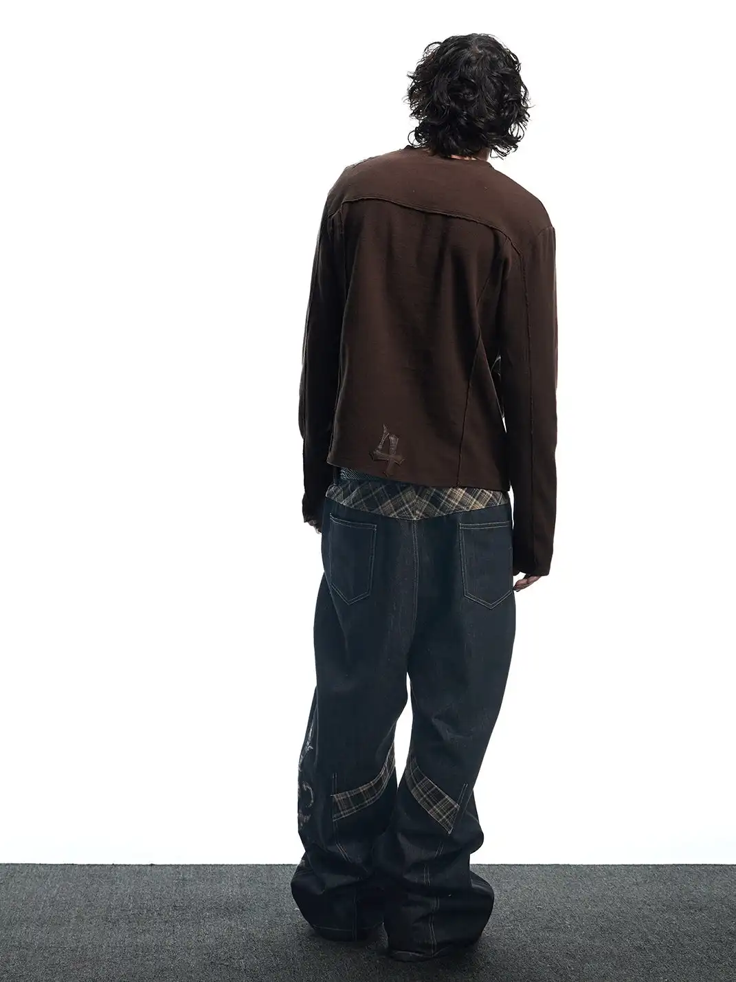 DND4DES | Retro Henley Collar Appliqué Long-Sleeve T-Shirt