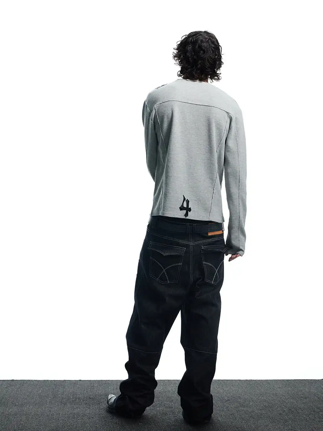 DND4DES | Retro Henley Collar Appliqué Long-Sleeve T-Shirt