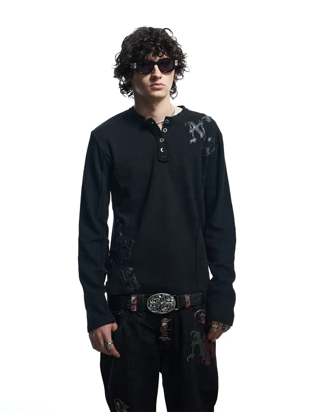 DND4DES | Retro Henley Collar Appliqué Long-Sleeve T-Shirt