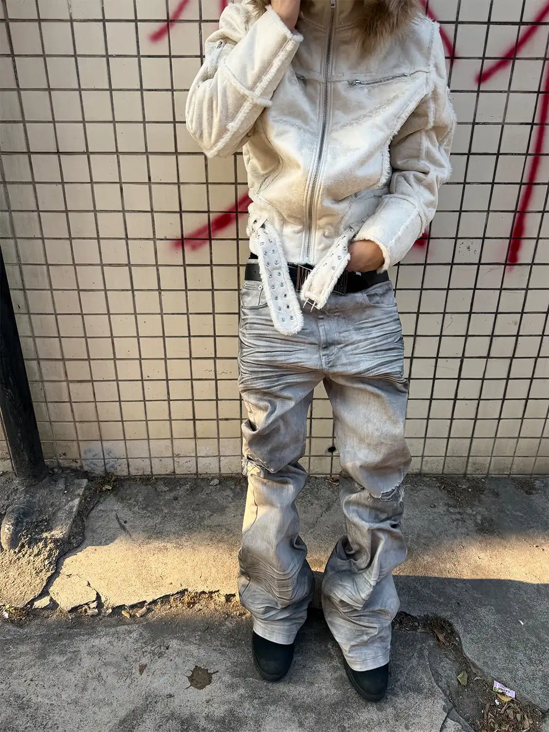 GOJOYJINNI | Dirty Distressed Whiskered Jeans