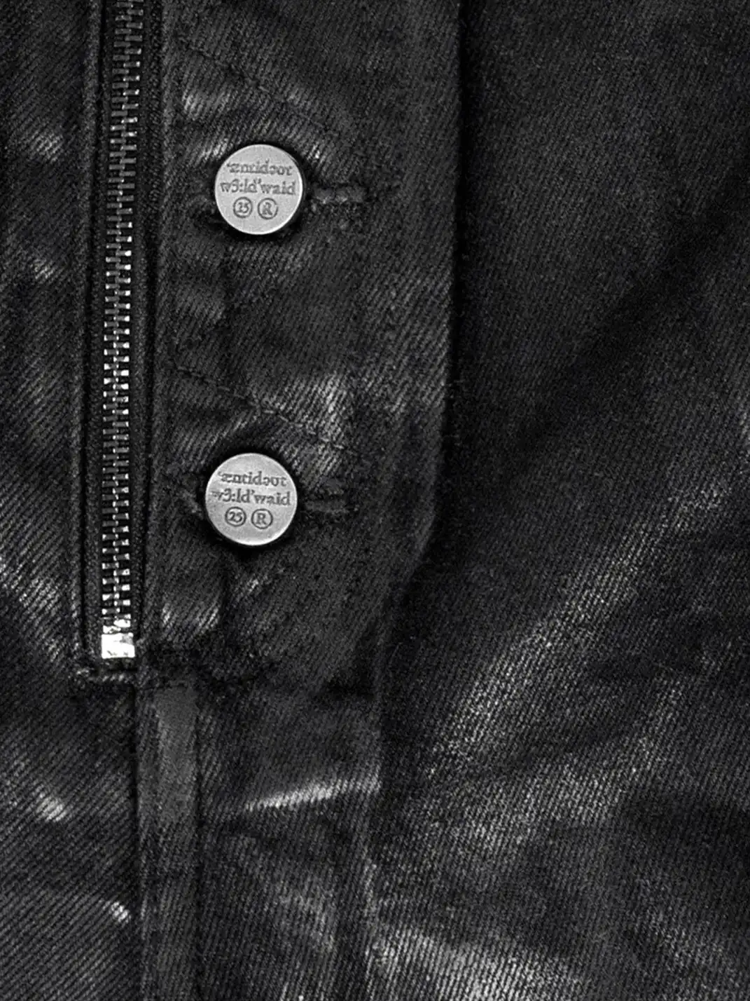ANTIDOTE | Distressed Button-Down Knee-Length Cargo Pants