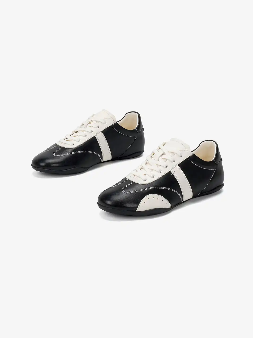EBLAN | Retro Low-Top Sneakers with Contrast Stripe