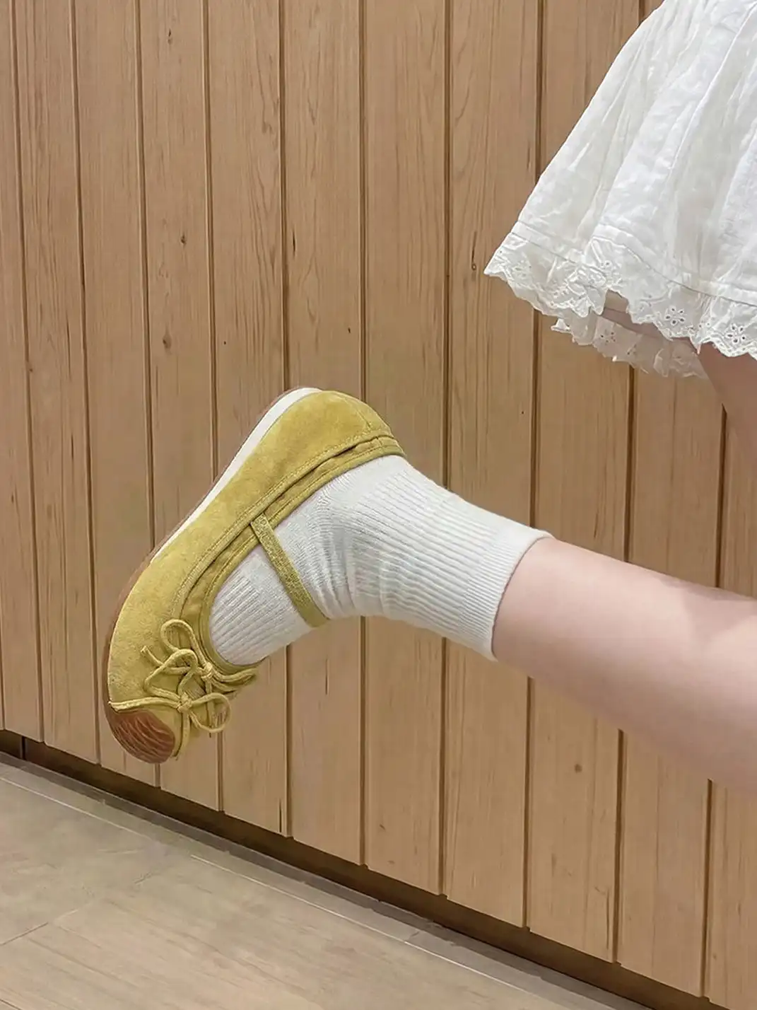 EBLAN | Bow-Adorned Ballet Shoes