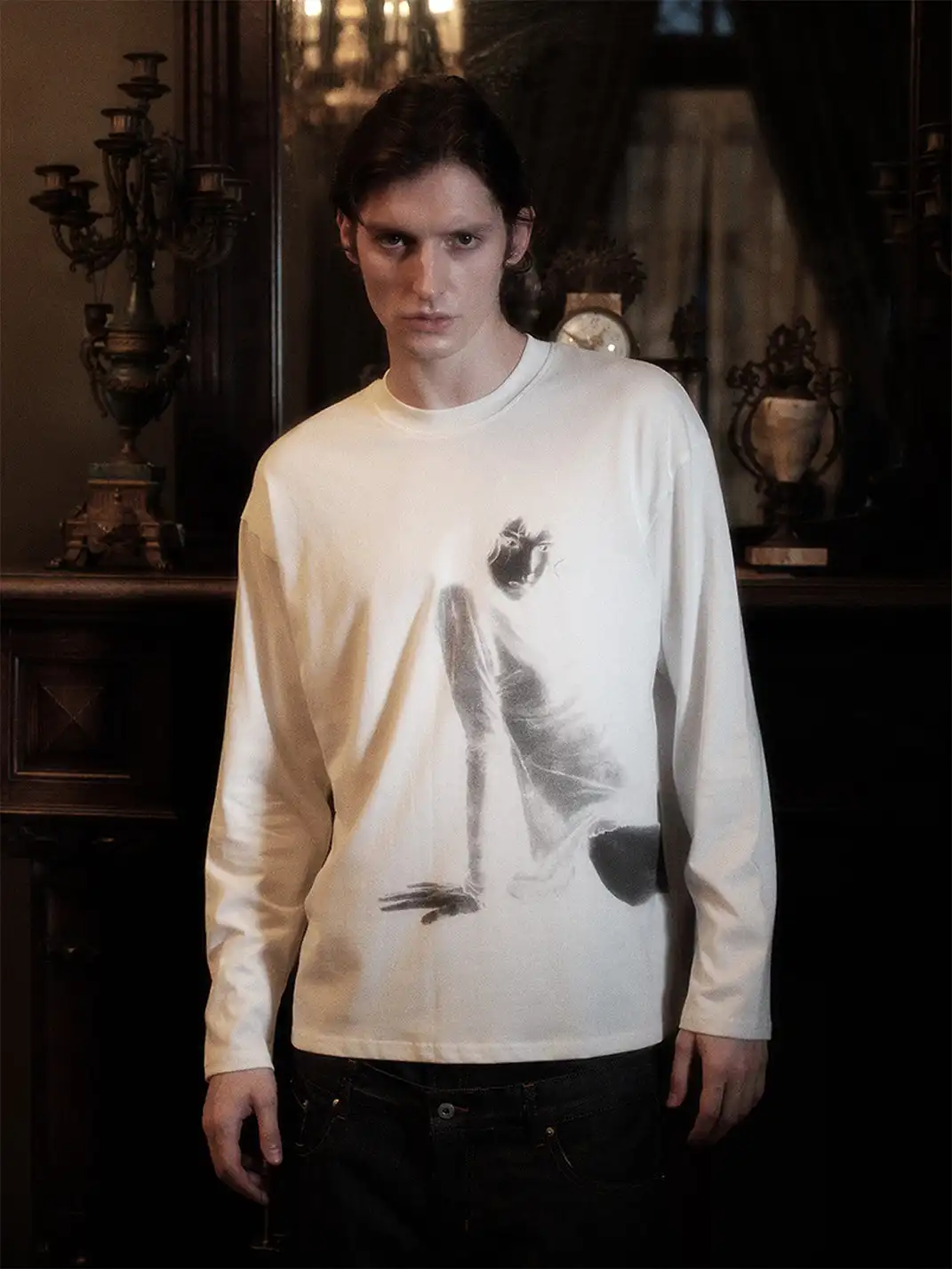 WANNA LAB | Retro Portrait Print Long-Sleeved Top