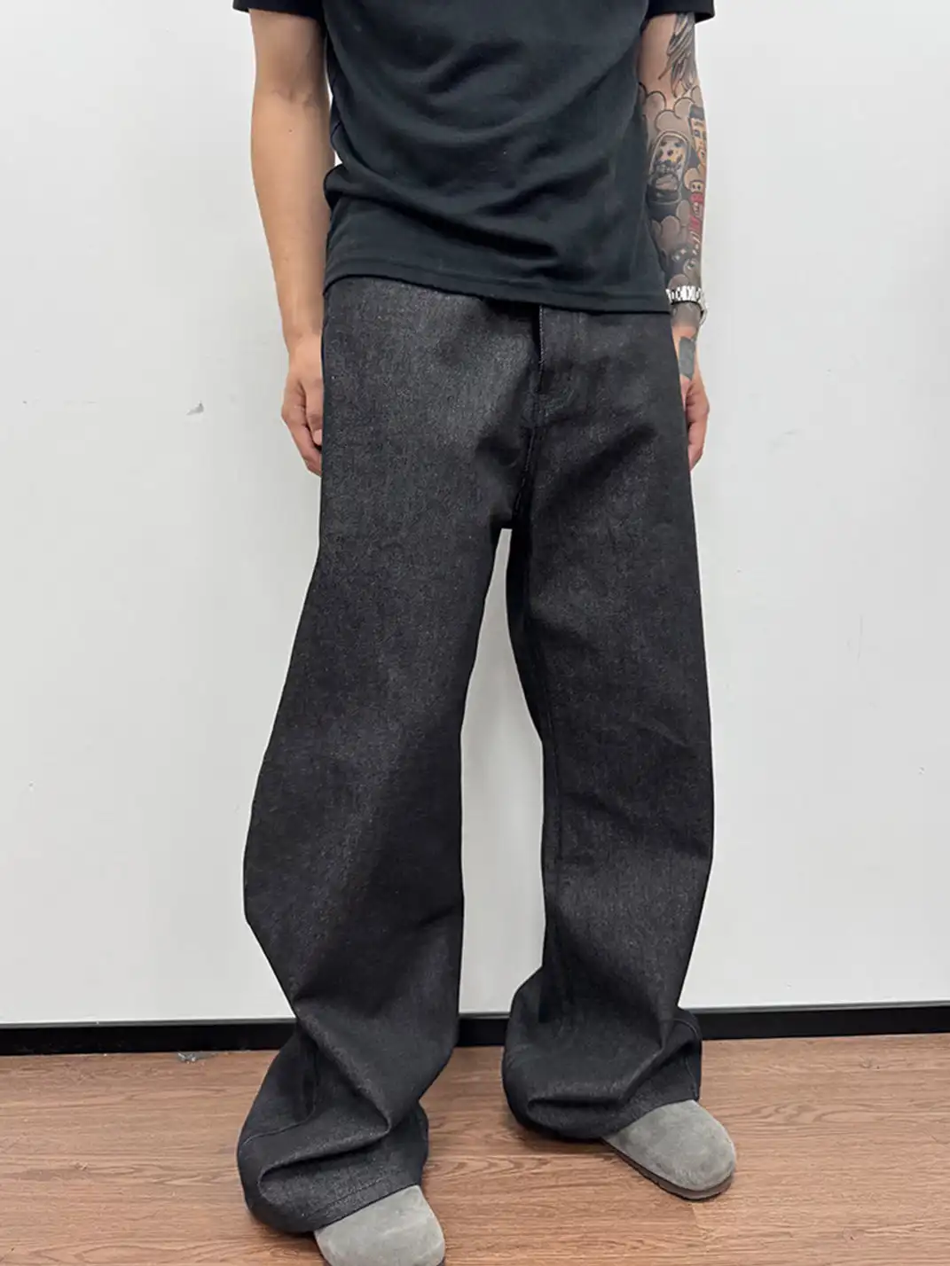 WANNA LAB | Embroidered Raw Denim Jeans