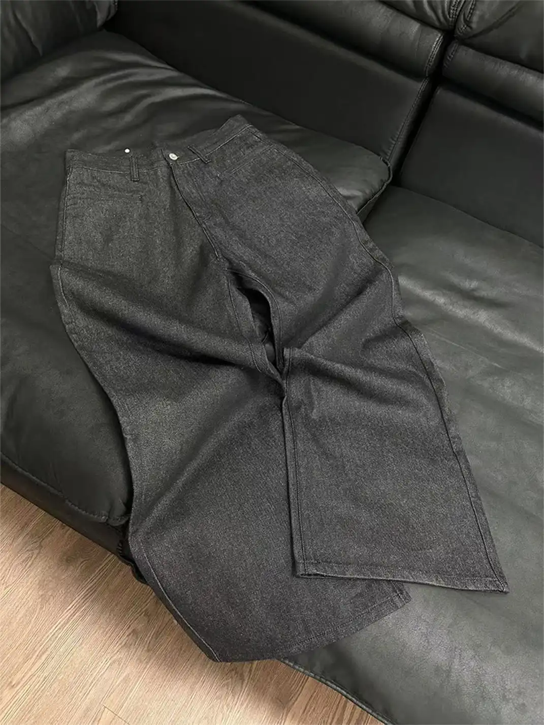 WANNA LAB | Embroidered Raw Denim Jeans