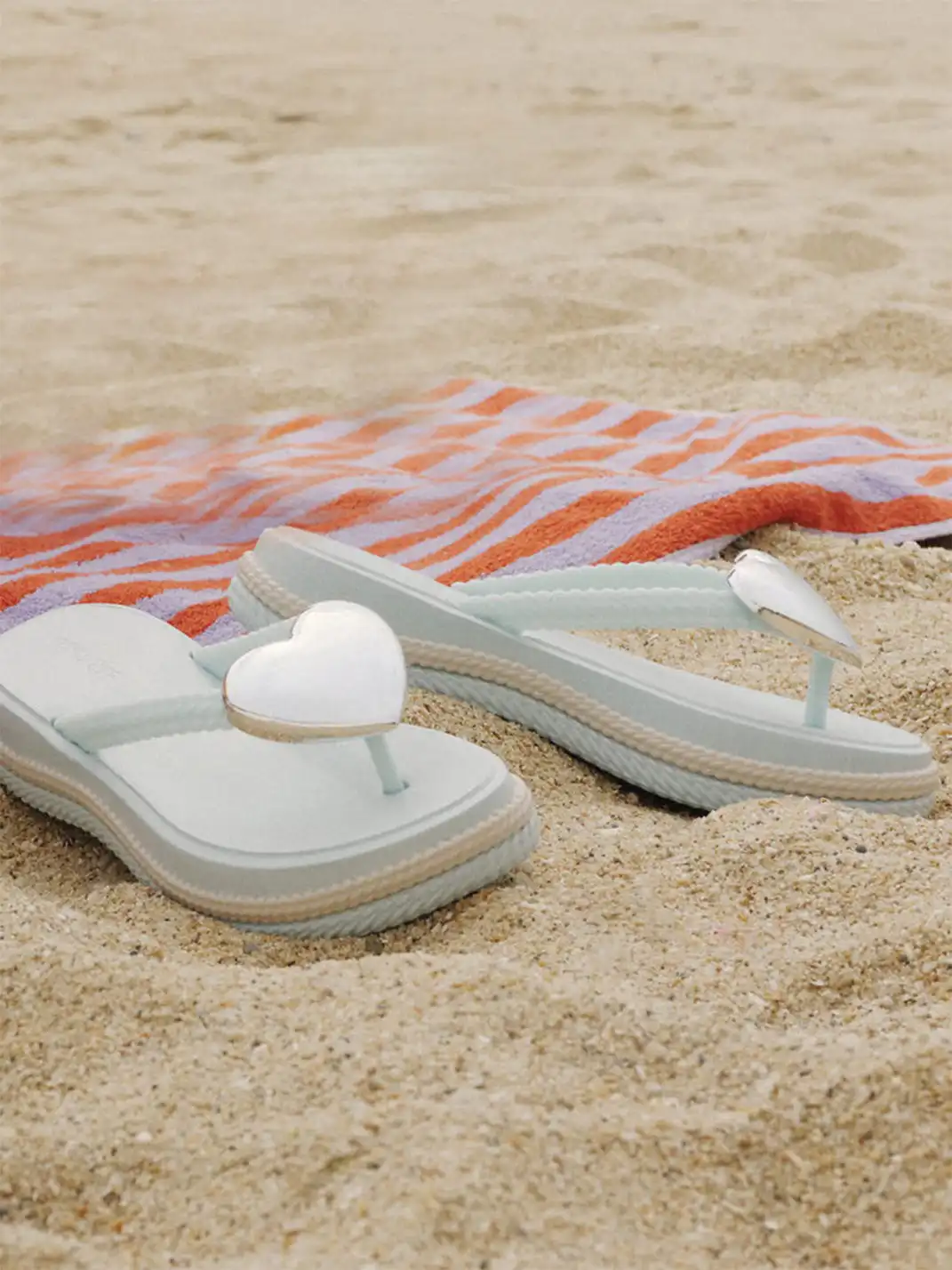 COOLCHAP | Heart-Shaped Platform Flip-Flops
