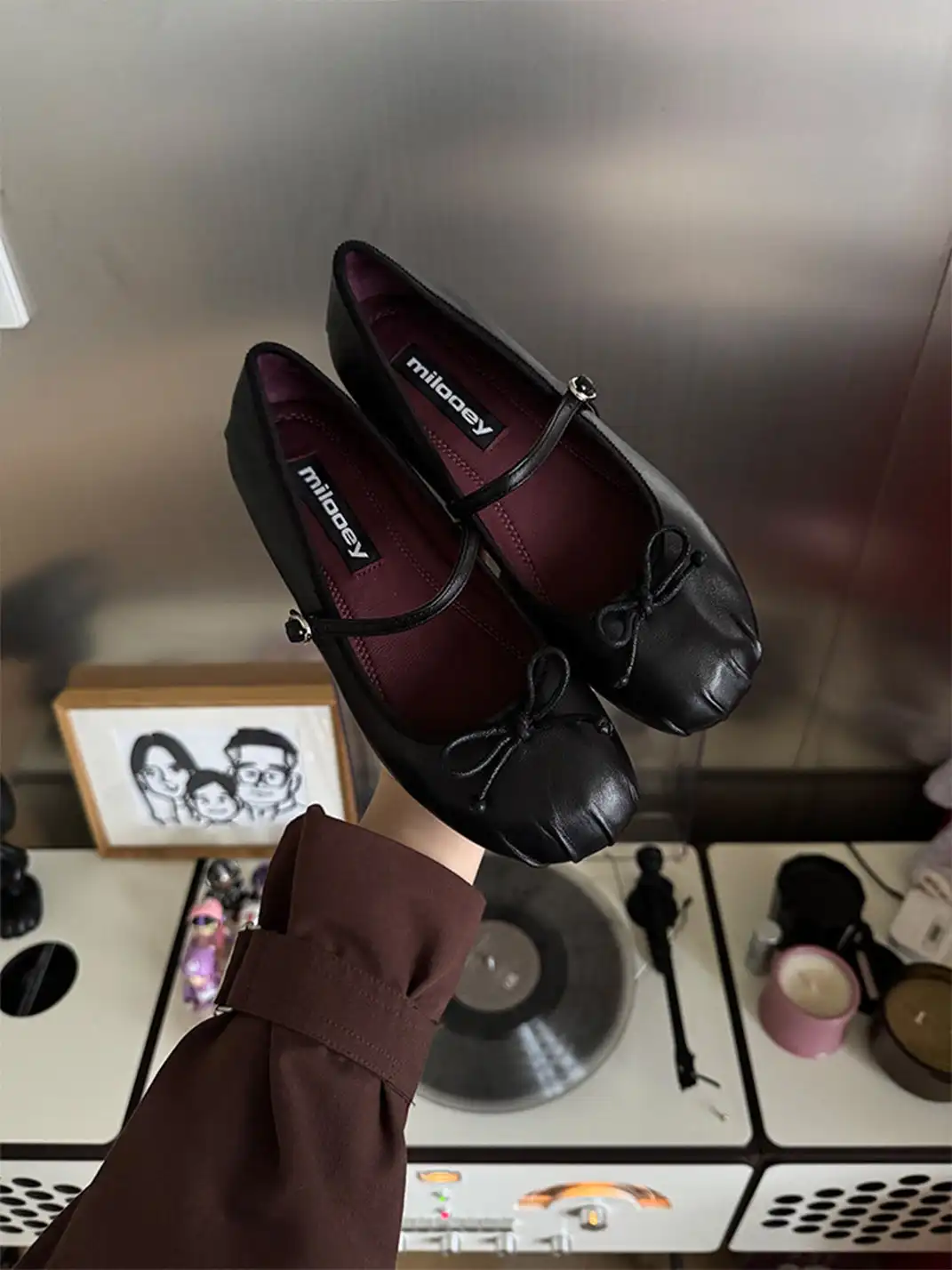 MILU | Shallow-cut flat Mary Jane shoes with bow