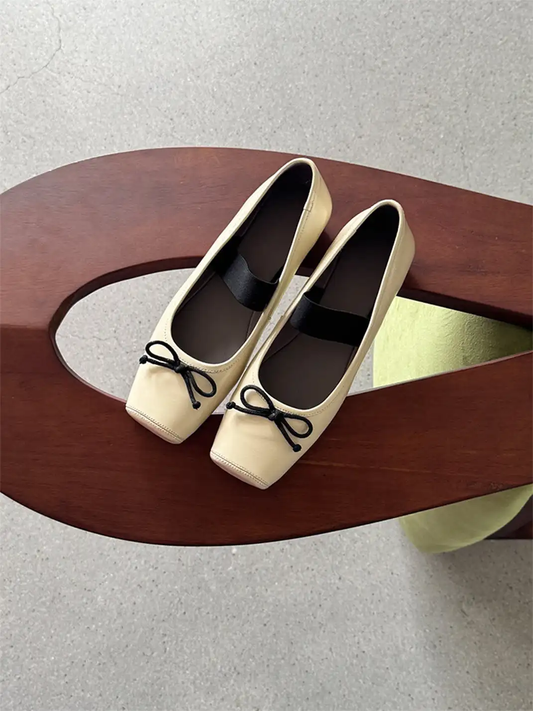MILU | Bow-Tie Square-Toe Low-Cut Flat Shoes