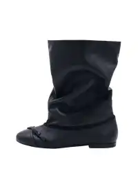ElegiFemme | Round-Toe Pleated Calf Boots