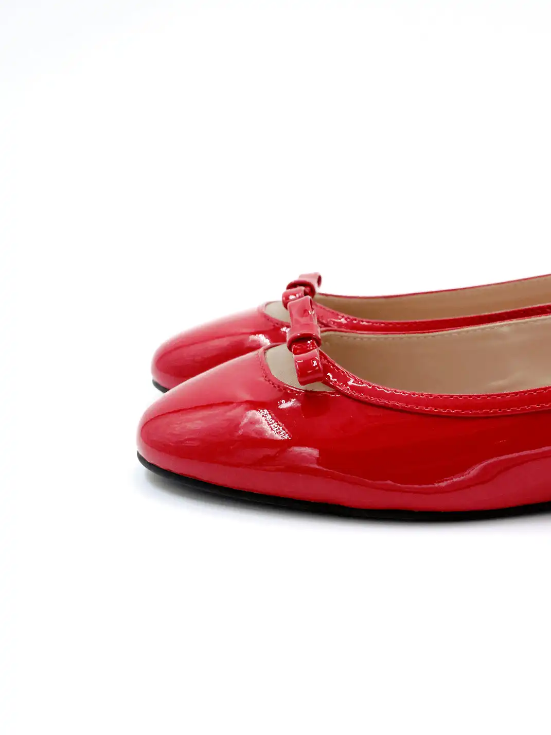 ElegiFemme | Round-Toe Heart-Shaped Ballet Shoes