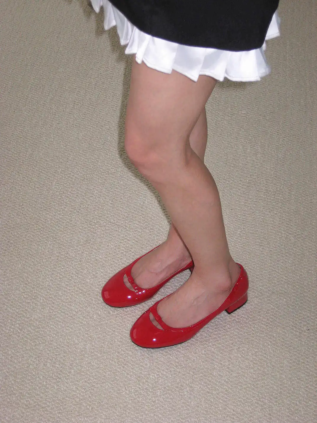 ElegiFemme | Genuine Leather Round-Toe Ballet Mid-Heel Shoes