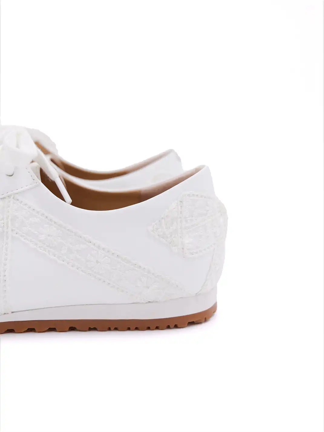 ElegiFemme | Leather Low-Top Sneakers with Floral Lace Trim