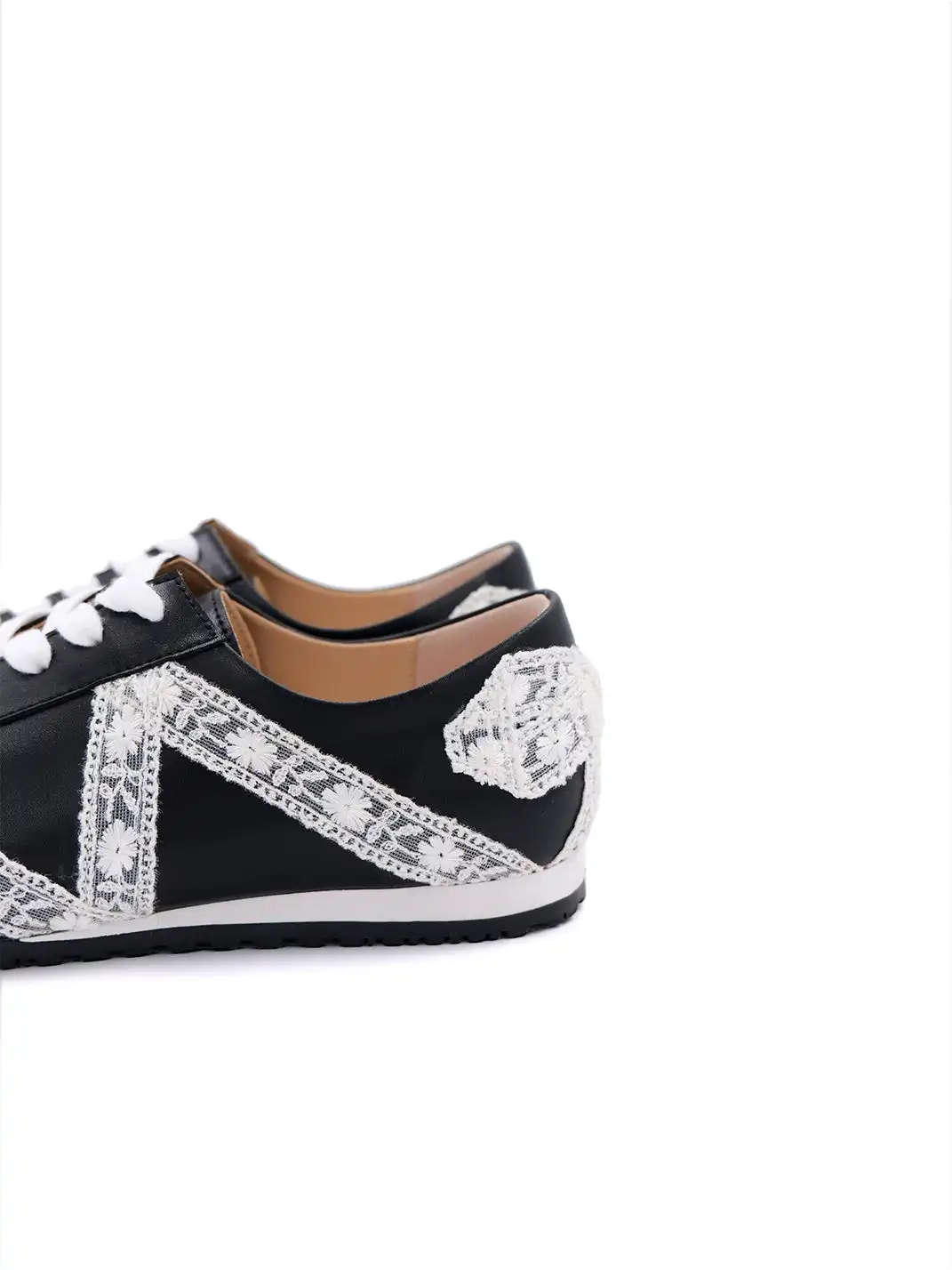 ElegiFemme | Leather Low-Top Sneakers with Floral Lace Trim