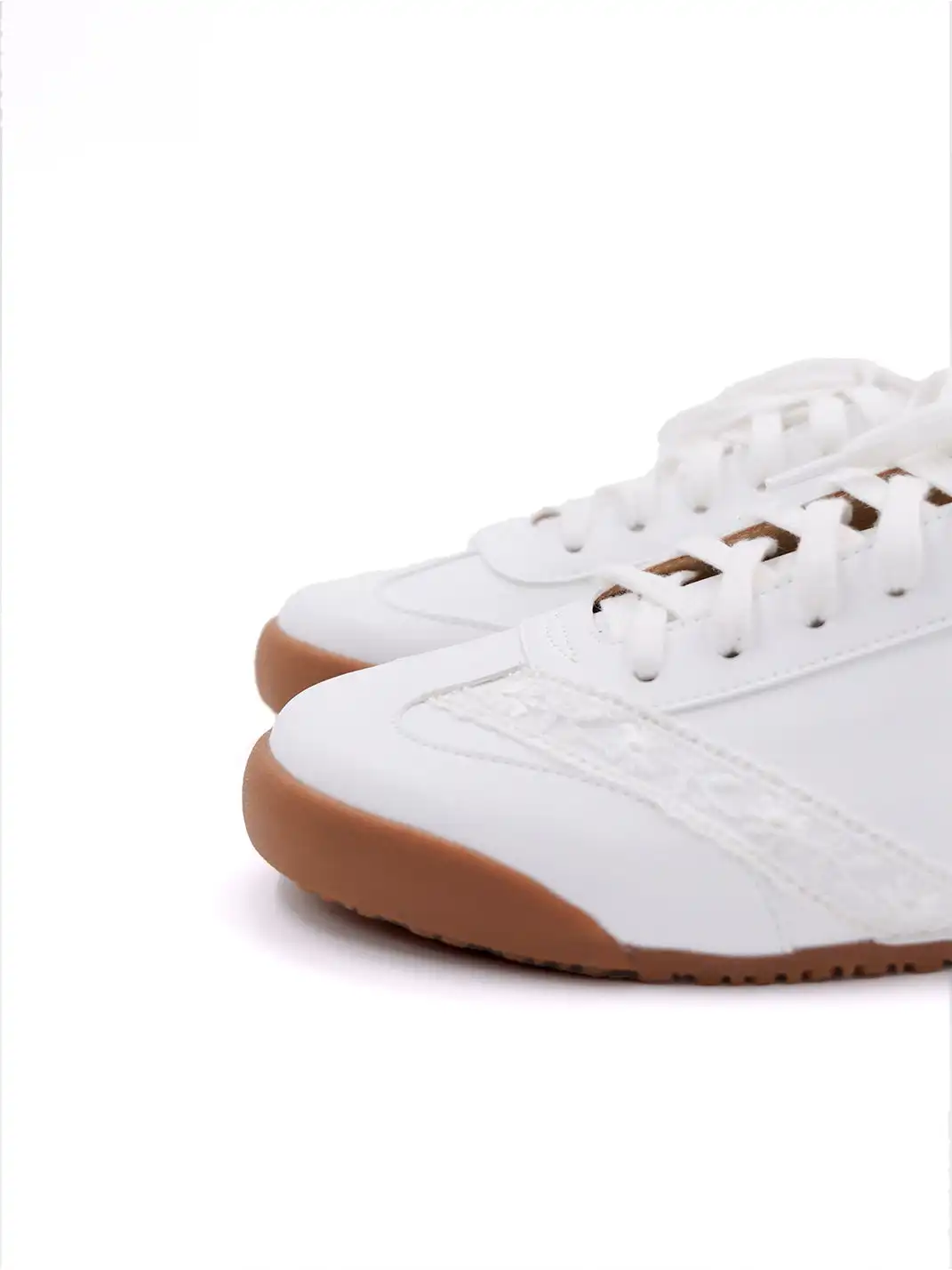 ElegiFemme | Leather Low-Top Sneakers with Floral Lace Trim