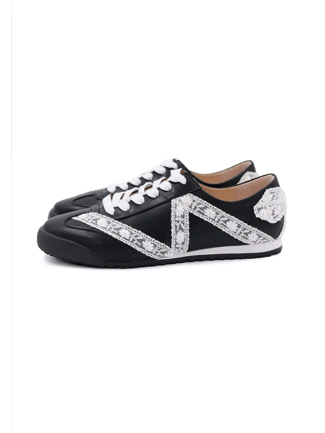 ElegiFemme | Leather Low-Top Sneakers with Floral Lace Trim