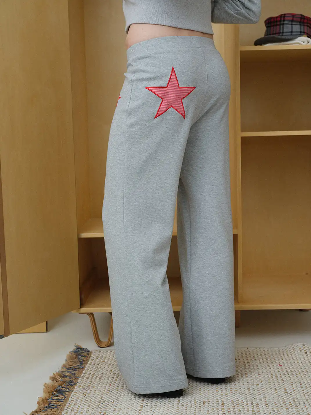 Ins Gale | Star-Patterned Flared Sweatpants
