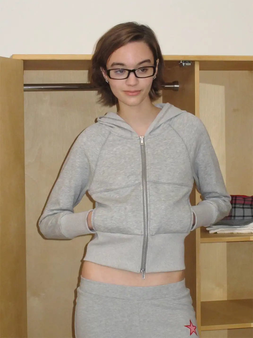 Ins Gale | Slim-Fit Hooded Sweatshirt