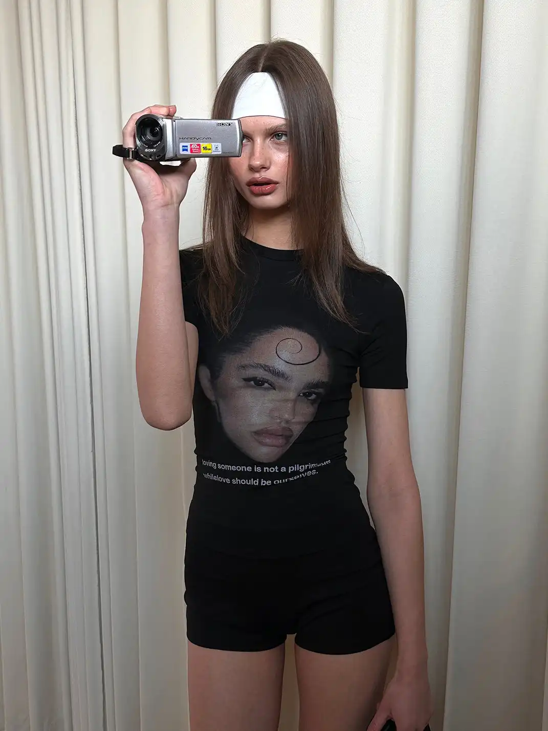0122stepll | Portrait Print T-shirt