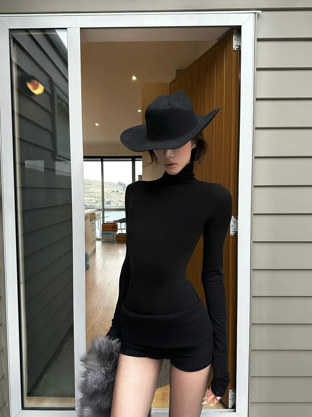 0122stepll | Knitted Turtleneck Top And Shorts Set