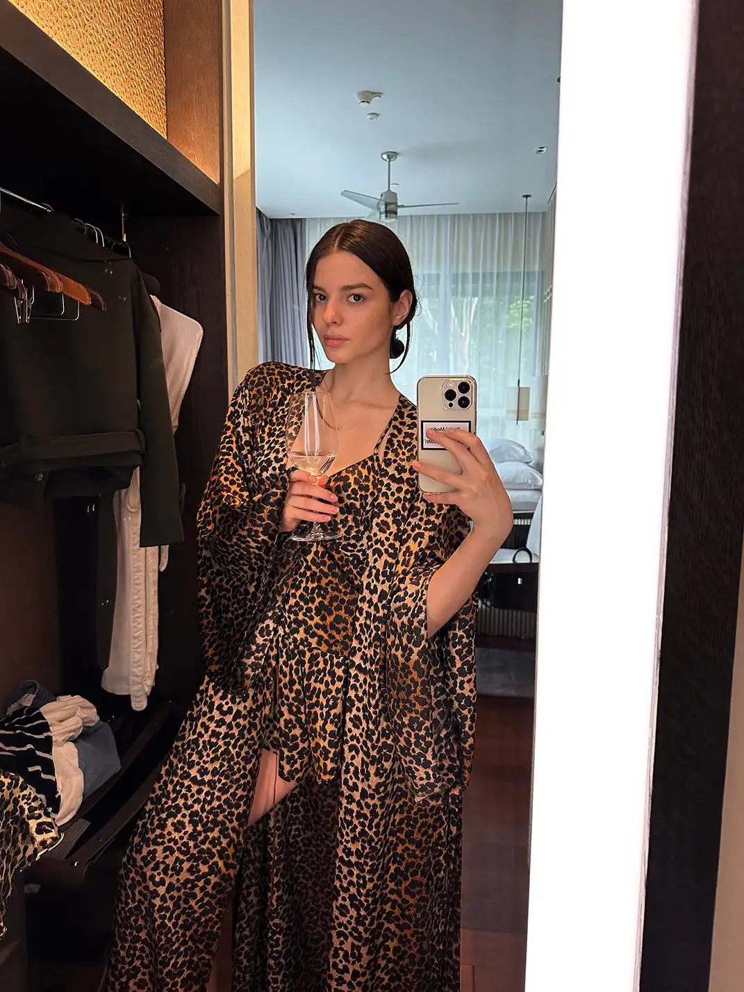 0122stepll | V-Neck Leopard Print Pajama Set