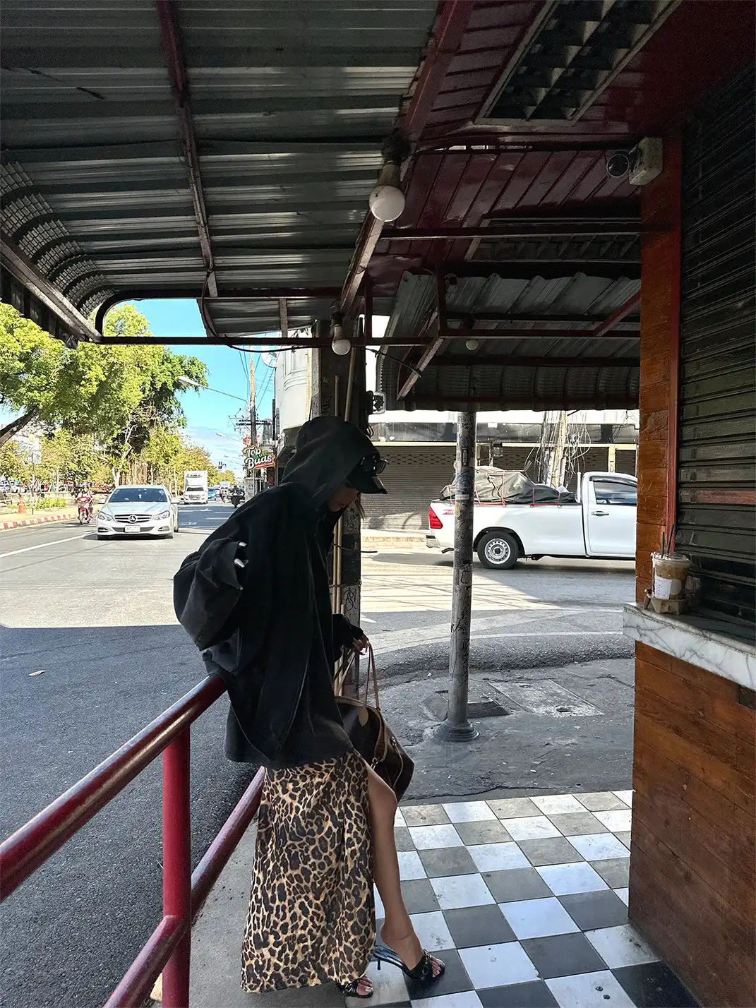 0122stepll | Leopard Print Slit Skirt