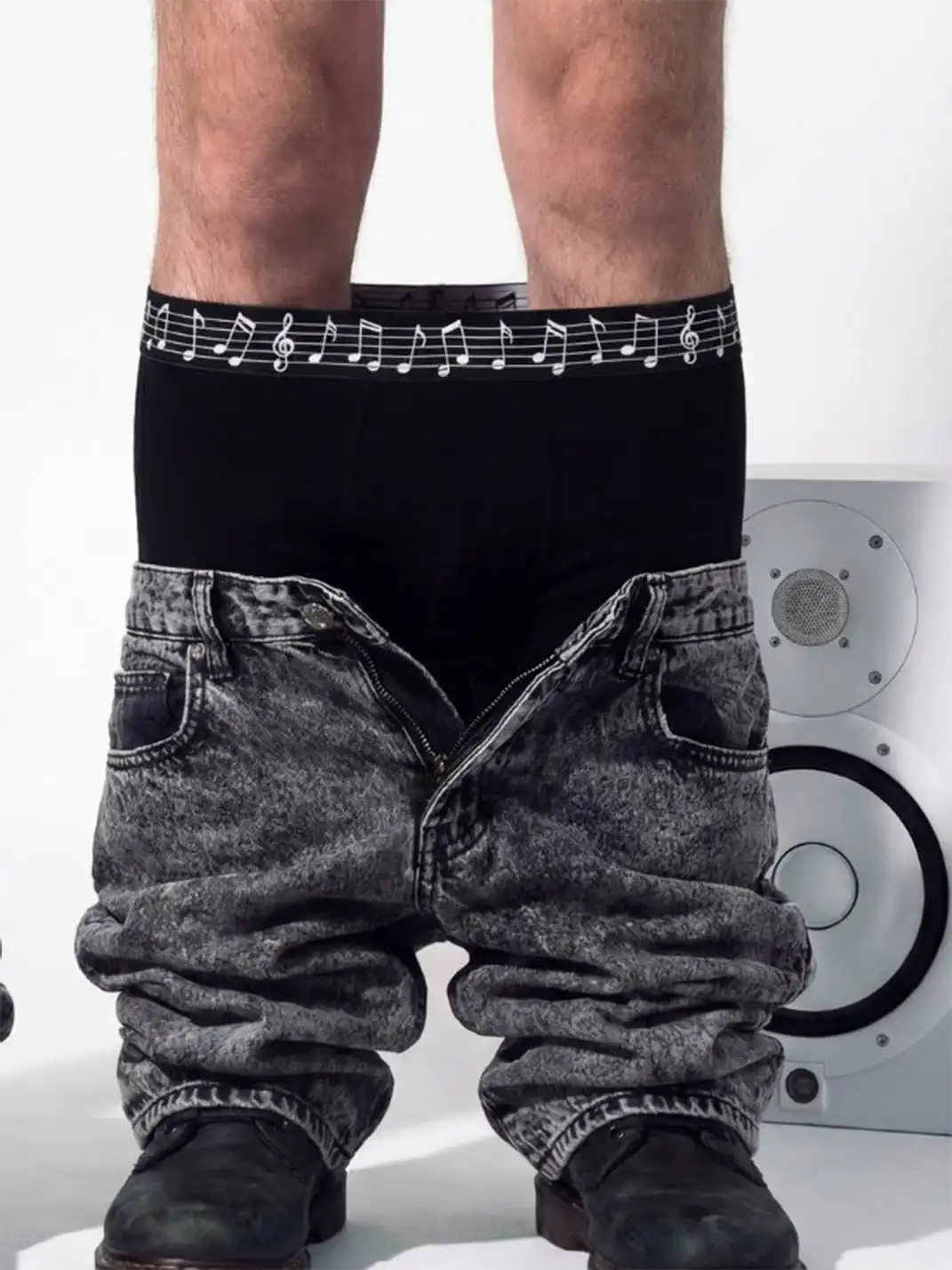 Moire Rave | Solid Color Musical Note Boxer Shorts