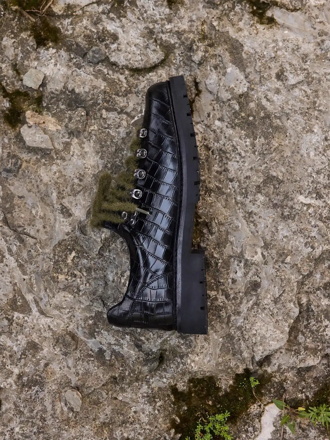 CRICLE CAGE | Crocodile-Embossed Genuine Leather Shoes