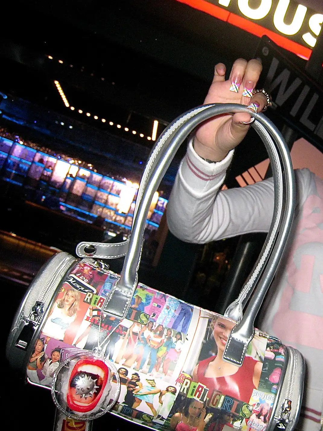 Riri Girls | All-Over Portrait PU Tote Bag