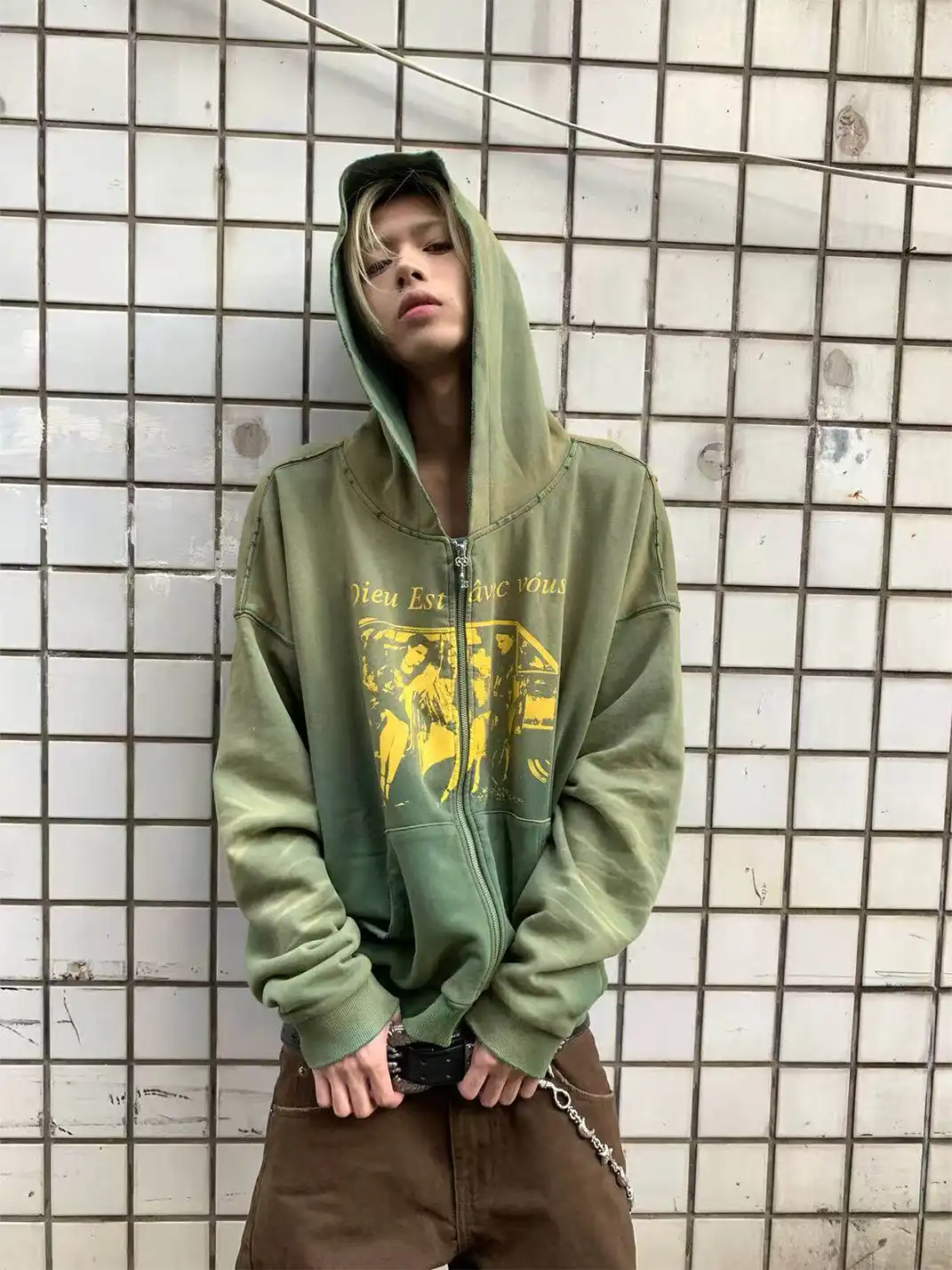 DEAV | Washed Distressed Sweatshirt