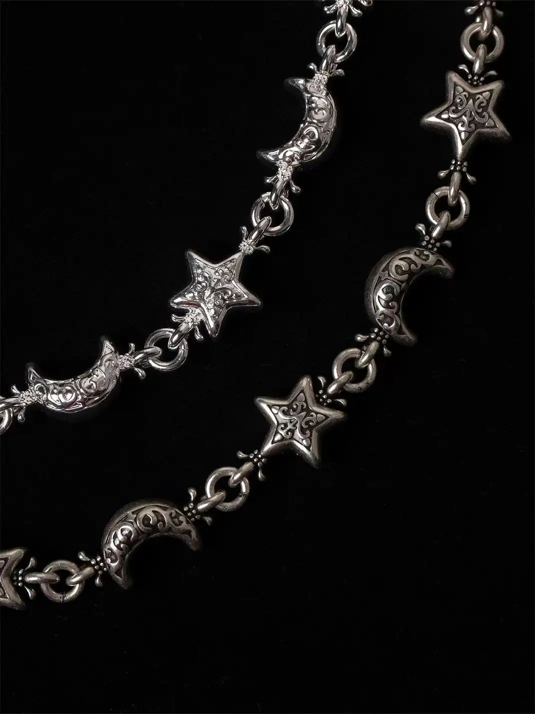 DEAV | Star And Moon Pants Chain
